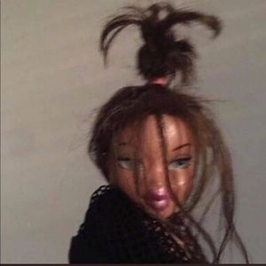 Meet your Posher, Annissa